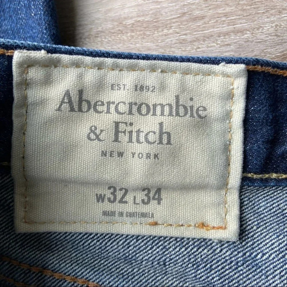 Abercrombie & Fitch Slim  Straight Jeans - Picture 12 of 13